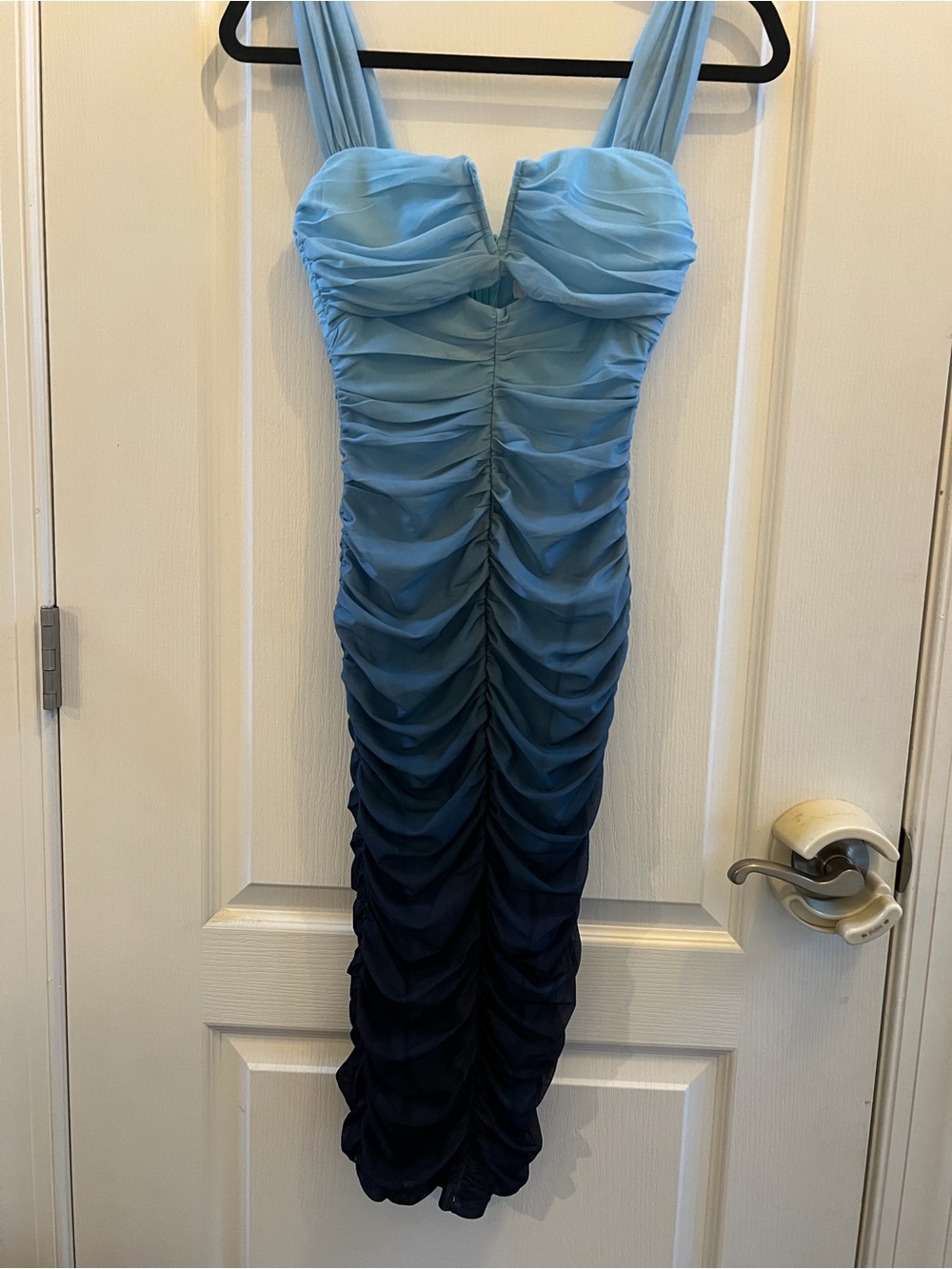 Ruched Ombre Blue Sleeveless Midi Dress